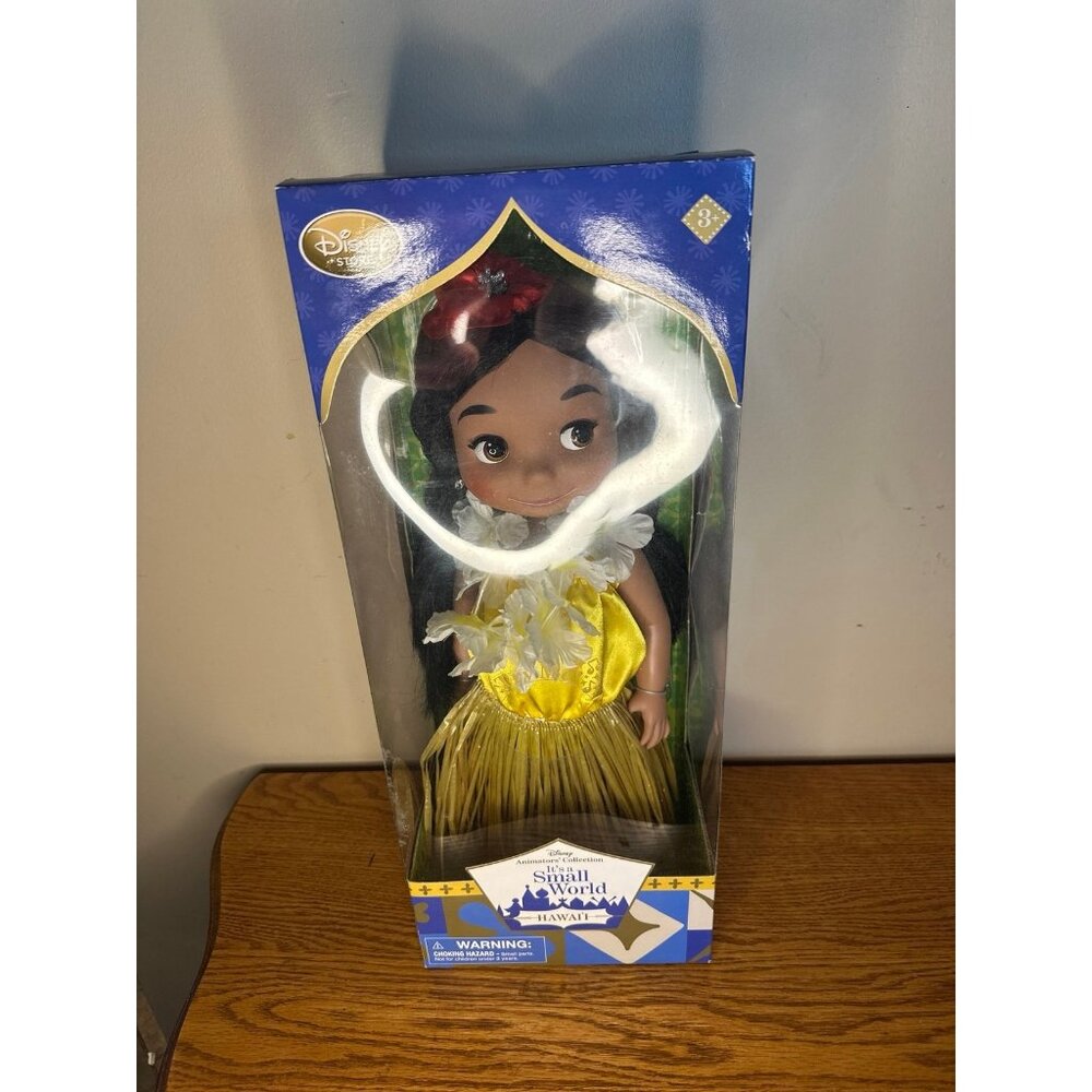 Disney Collection Animator's "IT'S A SMALL WORLD - HAWAII" Doll store new in box